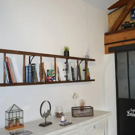 Feriehus : Grange Entierement Renovee Style Loft. Joinville