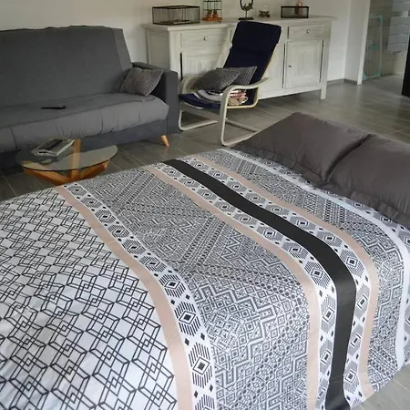 Feriehus : Grange Entierement Renovee Style Loft.